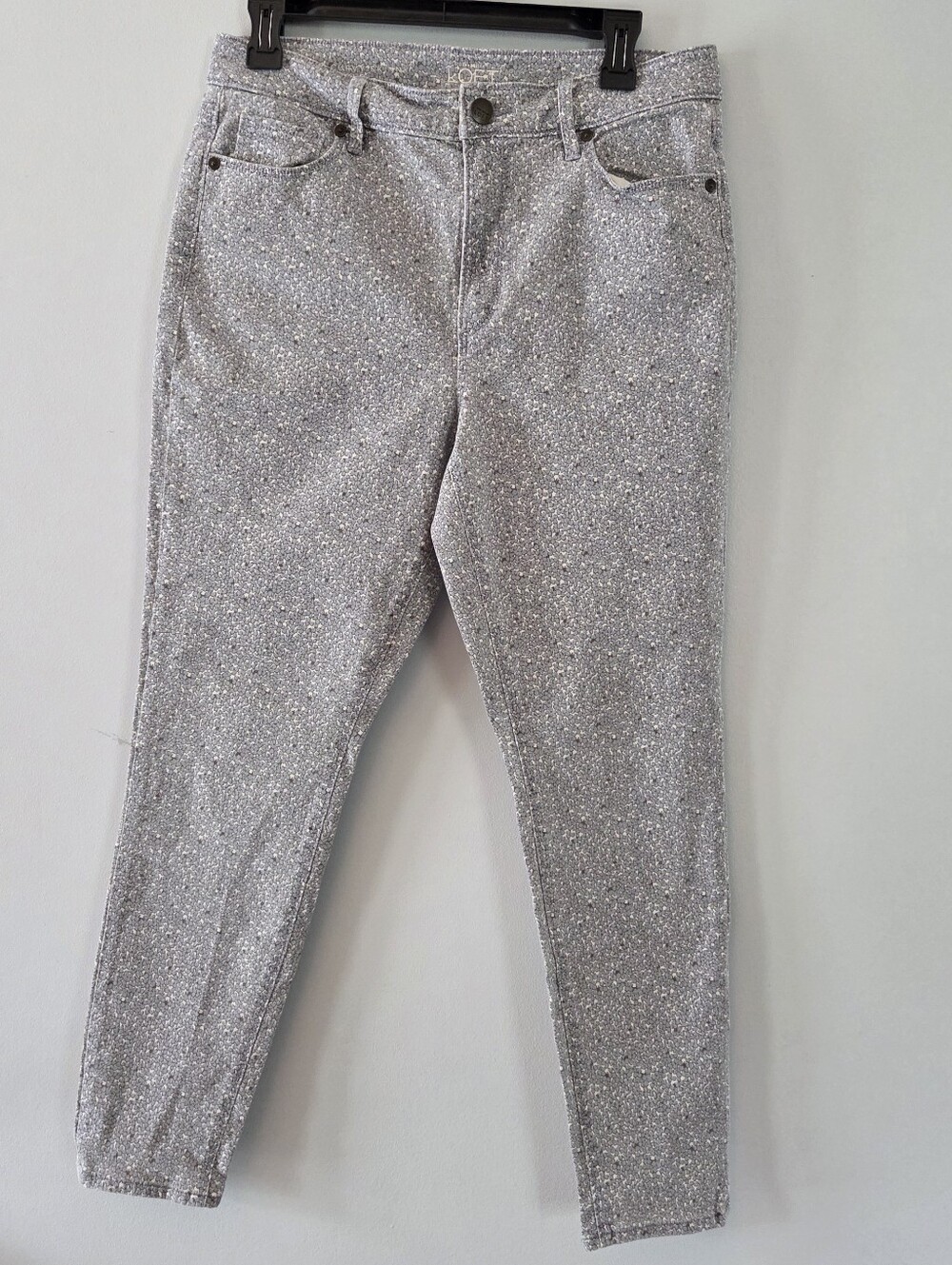 Ann Taylor LOFT Curvy Skinny Ankle Jeans Size: 29/8